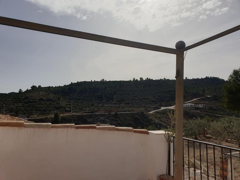 Casa Arriba Village House In Zarra Bagian luar foto