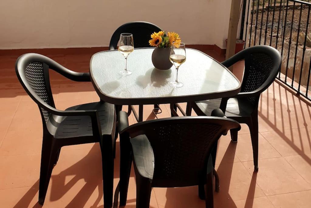 Casa Arriba Village House In Zarra Bagian luar foto