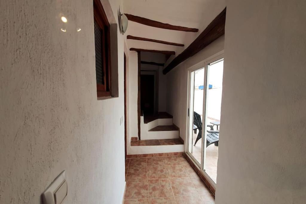 Casa Arriba Village House In Zarra Bagian luar foto