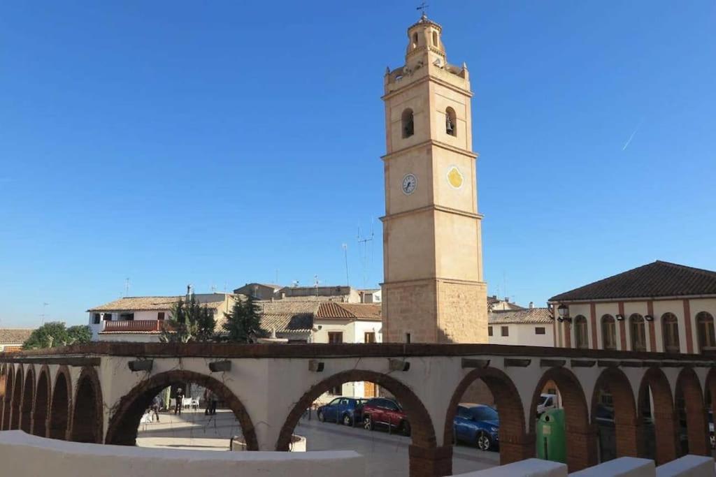 Casa Arriba Village House In Zarra Bagian luar foto
